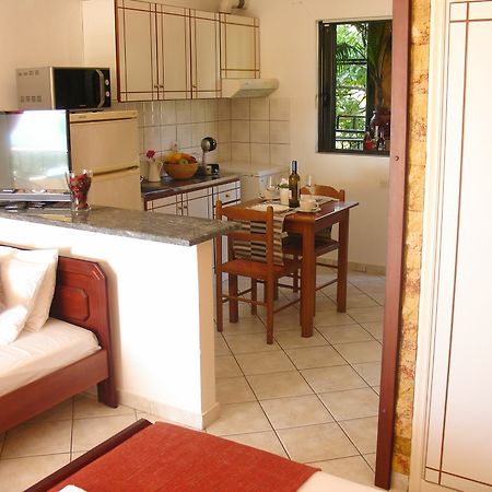 Ionian P Apartments بريفيزا المظهر الخارجي الصورة